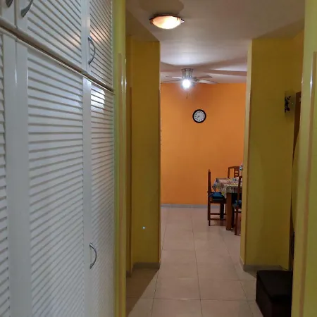 Apto 2 Hab Frente Al Mar Апартаменты *