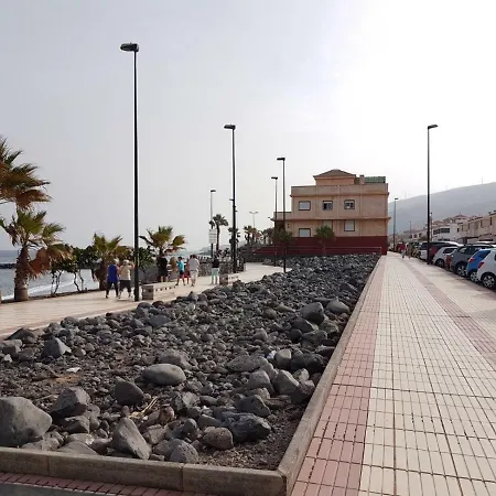 Apto 2 Hab Frente Al Mar Apartamento *